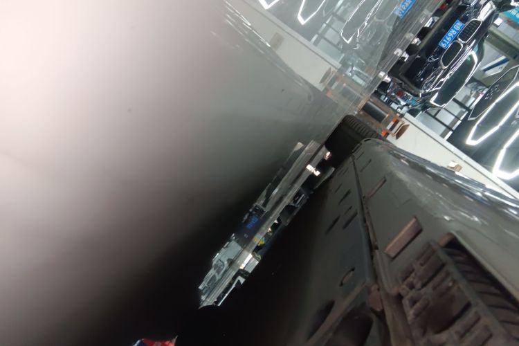 Used Hima Stelato S9 2024 All-Electric Ultra Four-Wheel-Drive Flagship Edition Left Side Sill