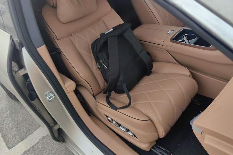 Used Hima Stelato S9 2024 All-Electric Ultra Four-Wheel-Drive Flagship Edition Right Front Seat