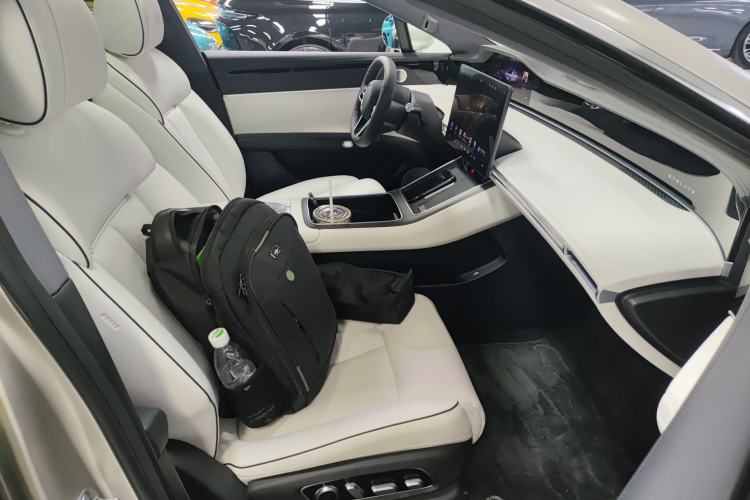 Used Hima Stelato S9 2024 All-Electric Ultra Four-Wheel-Drive Flagship Edition Right Front Seat