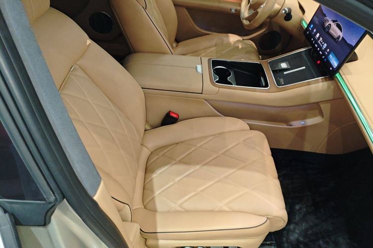 Used Hima Stelato S9 2024 All-Electric Ultra Four-Wheel-Drive Flagship Edition Right Front Seat