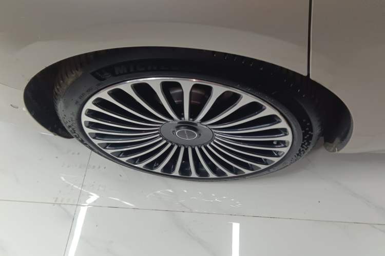 Used Hima Stelato S9 2024 All-Electric Ultra Four-Wheel-Drive Flagship Edition Right Rear Wheel Hub