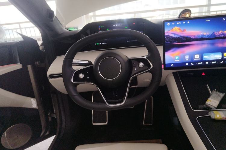 Used Hima Stelato S9 2024 All-Electric Ultra Four-Wheel-Drive Flagship Edition Steering Wheel