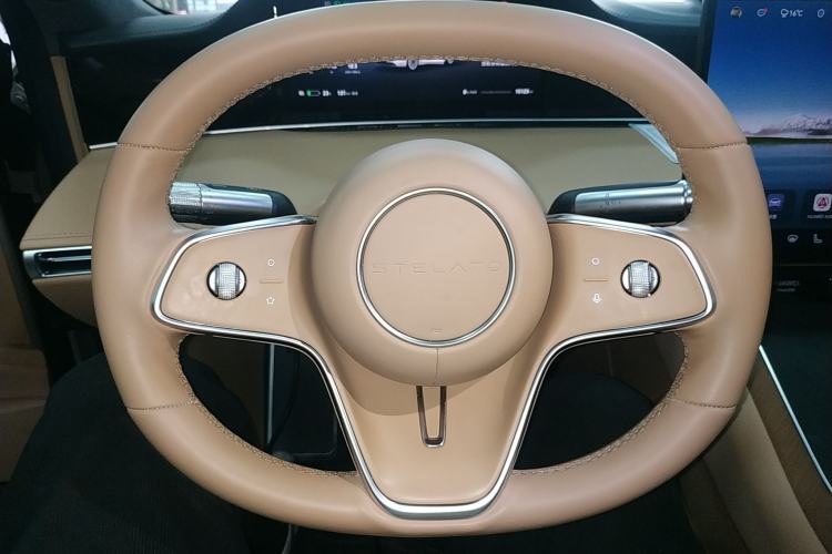 Used Hima Stelato S9 2024 All-Electric Ultra Four-Wheel-Drive Flagship Edition Steering Wheel
