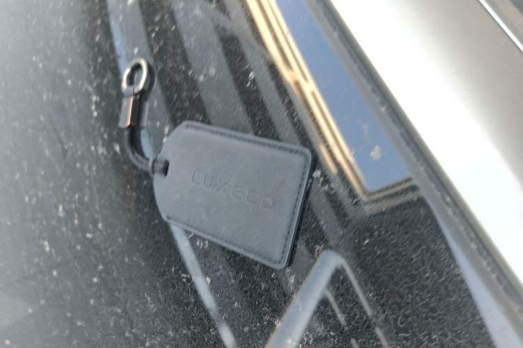 Used Hima Stelato S9 2024 All-Electric Ultra Four-Wheel-Drive Flagship Edition Vehicle Key