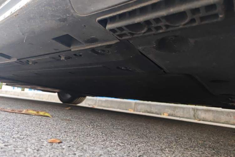 Used Hima Stelato S9 2025 Extended-Range Ultra Chassis Front Right