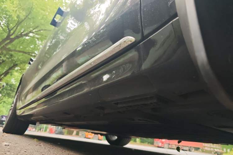 Used Hima Stelato S9 2025 Extended-Range Max+ Chassis Front Right