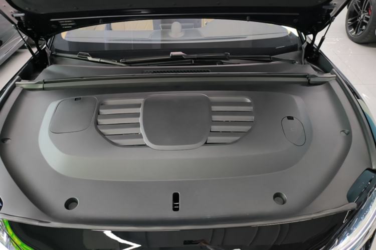 Used Hima Stelato S9 2025 Extended-Range Ultra Engine Bay