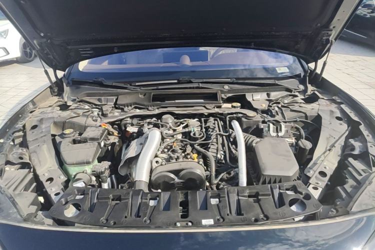 Used Hima Stelato S9 2025 Extended-Range Ultra Engine Bay