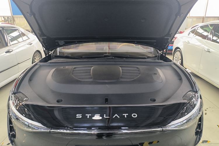 Used Hima Stelato S9 2025 Extended-Range Ultra Engine Bay