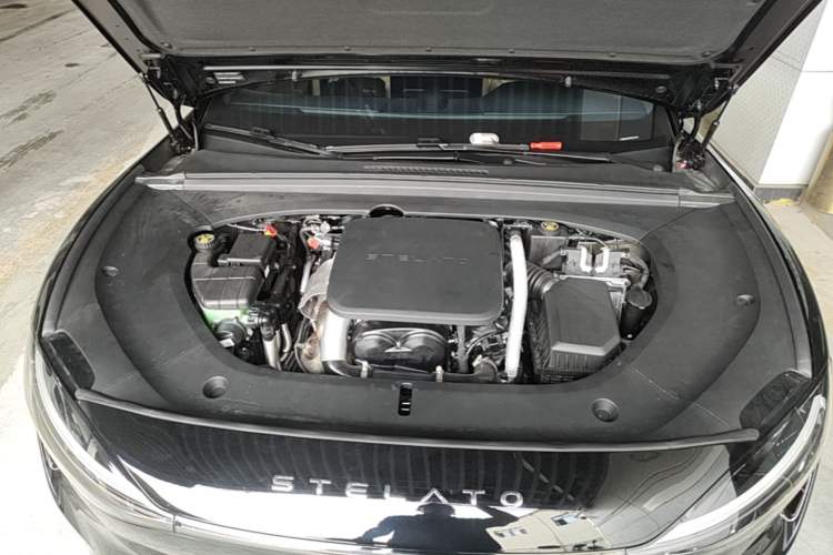 Used Hima Stelato S9 2025 Extended-Range Max Engine Bay