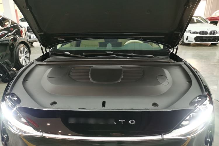 Used Hima Stelato S9 2025 Extended-Range Ultra Engine Bay