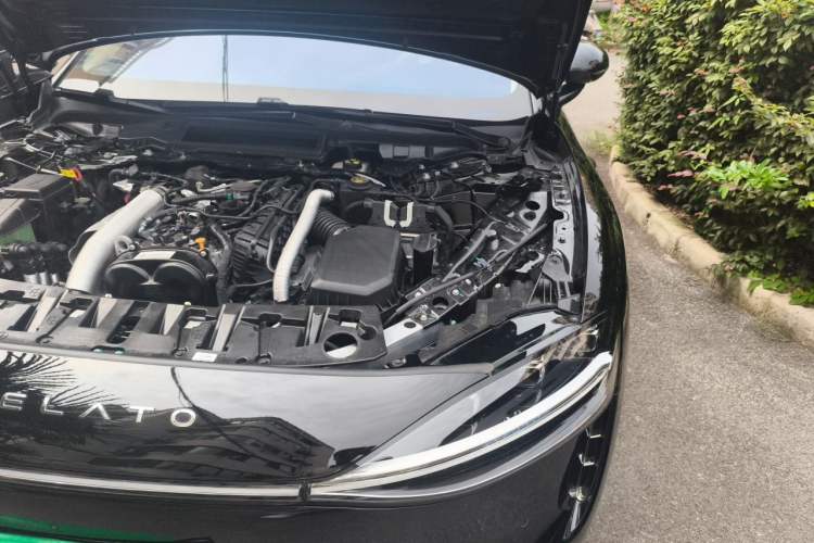 Used Hima Stelato S9 2025 Extended-Range Max Engine Bay Left
