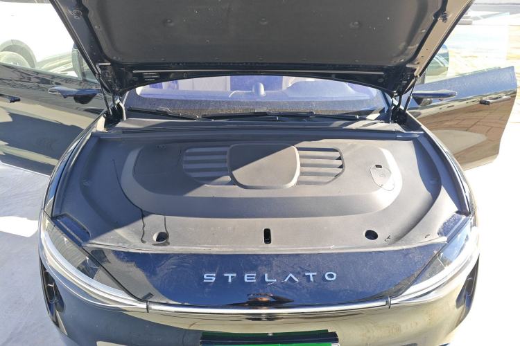 Used Hima Stelato S9 2025 Extended-Range Ultra Engine Bay