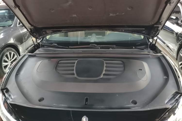 Used Hima Stelato S9 2025 Extended-Range Ultra Engine Bay
