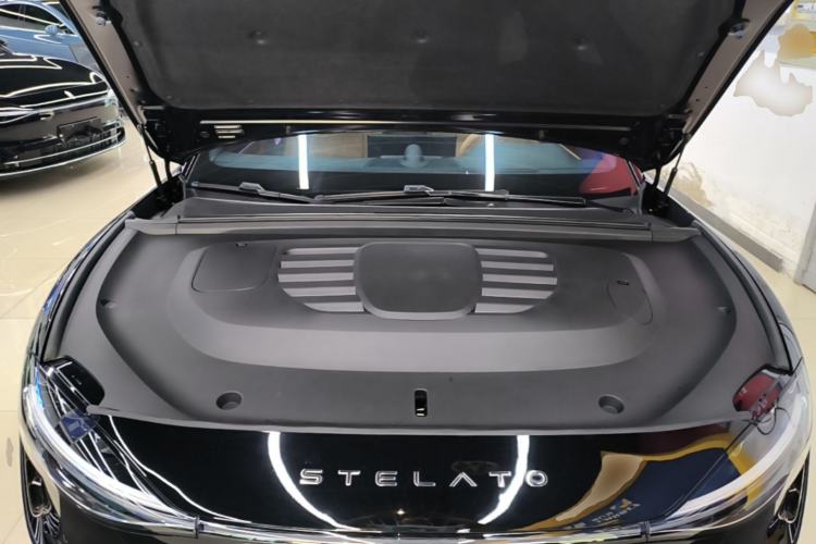 Used Hima Stelato S9 2025 Extended-Range Max+ Engine Bay