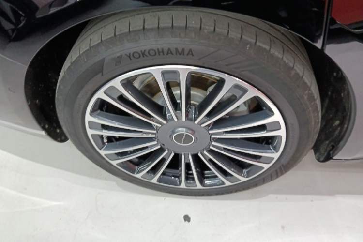 Used Hima Stelato S9 2025 Extended-Range Max Exterior 5