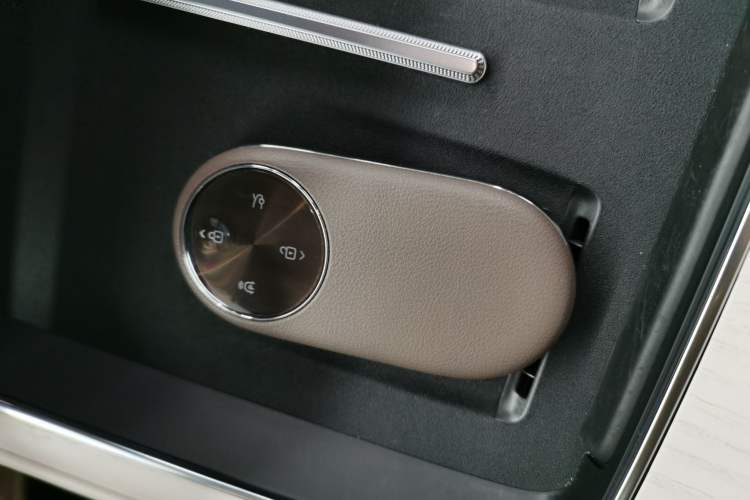 Used Hima Stelato S9 2025 Extended-Range Ultra Interior 1