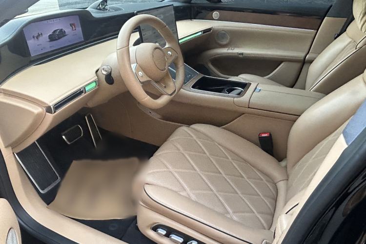 Used Hima Stelato S9 2025 Extended-Range Max Interior 2