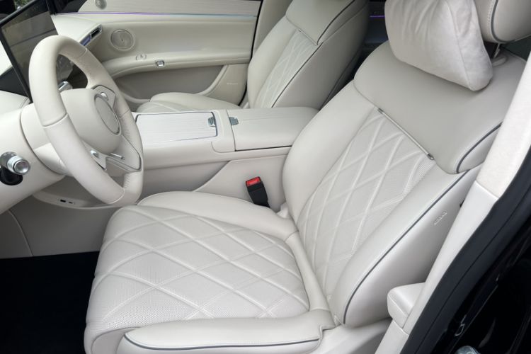 Used Hima Stelato S9 2025 Extended-Range Ultra Interior 3