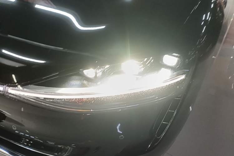 Used Hima Stelato S9 2025 Extended-Range Max Left Front Headlight