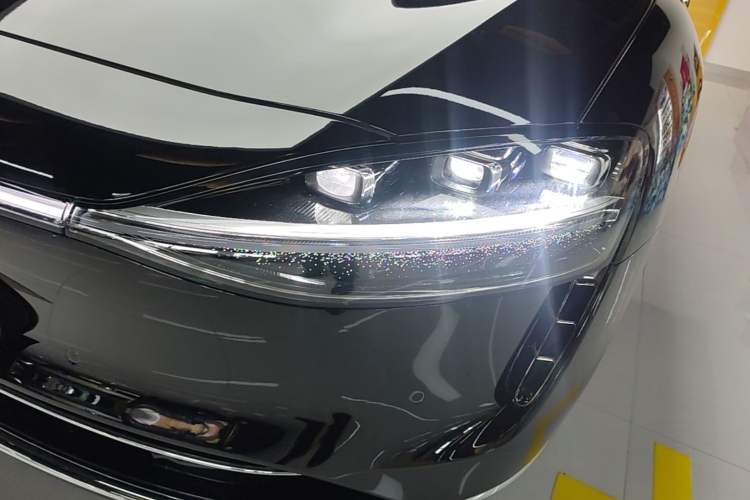 Used Hima Stelato S9 2025 Extended-Range Ultra Left Front Headlight