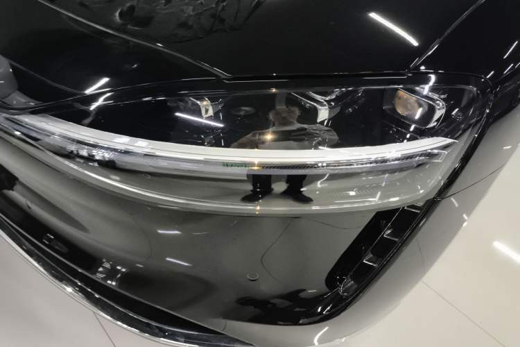 Used Hima Stelato S9 2025 Extended-Range Ultra Left Front Headlight