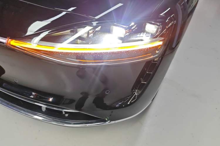 Used Hima Stelato S9 2025 Extended-Range Max Left Front Headlight