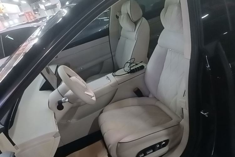 Used Hima Stelato S9 2025 Extended-Range Max Left Front Seat