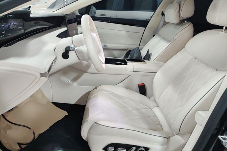 Used Hima Stelato S9 2025 Extended-Range Max+ Left Front Seat