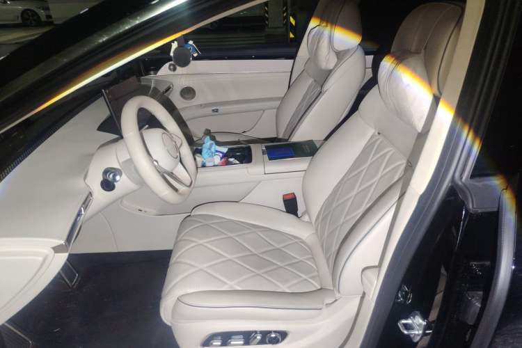 Used Hima Stelato S9 2025 Extended-Range Max Left Front Seat
