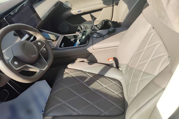 Used Hima Stelato S9 2025 Extended-Range Ultra Left Front Seat