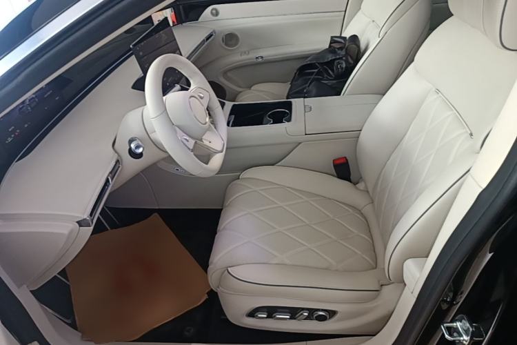 Used Hima Stelato S9 2025 Extended-Range Ultra Left Front Seat