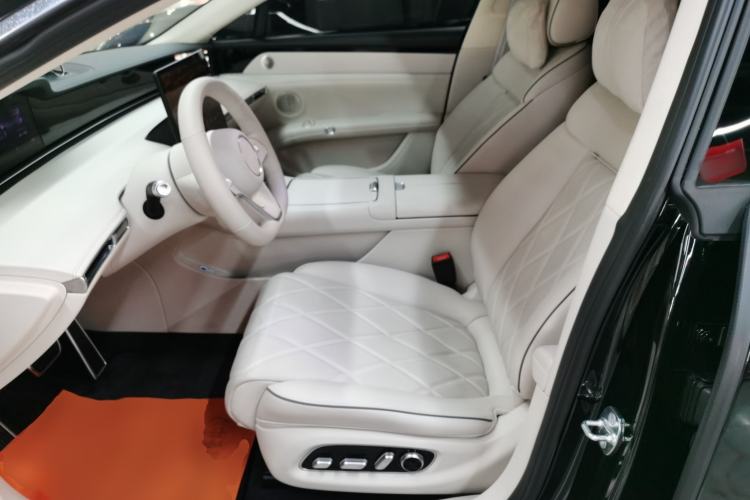 Used Hima Stelato S9 2025 Extended-Range Ultra Left Front Seat