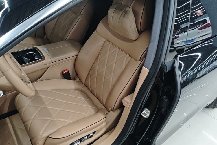 Used Hima Stelato S9 2025 Extended-Range Max Left Front Seat