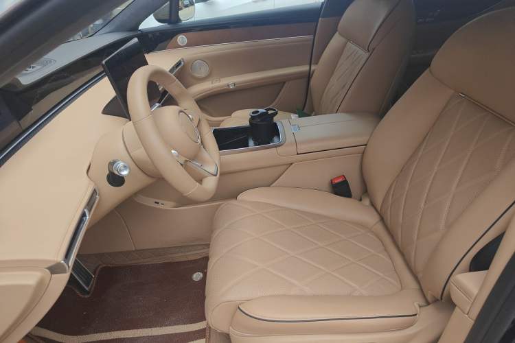 Used Hima Stelato S9 2025 Extended-Range Max Left Front Seat