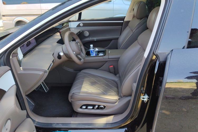 Used Hima Stelato S9 2025 Extended-Range Max Left Front Seat