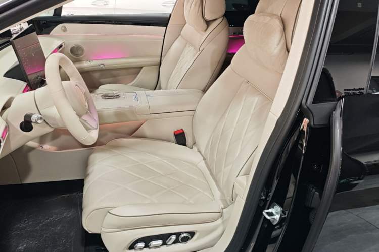 Used Hima Stelato S9 2025 Extended-Range Ultra Left Front Seat