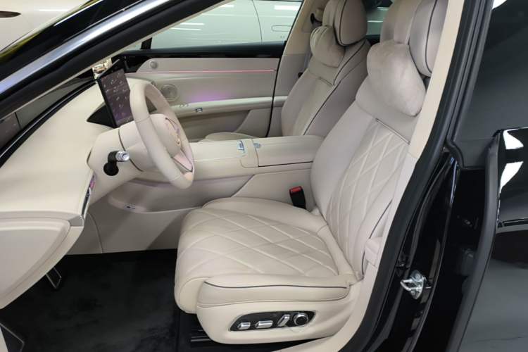 Used Hima Stelato S9 2025 Extended-Range Ultra Left Front Seat