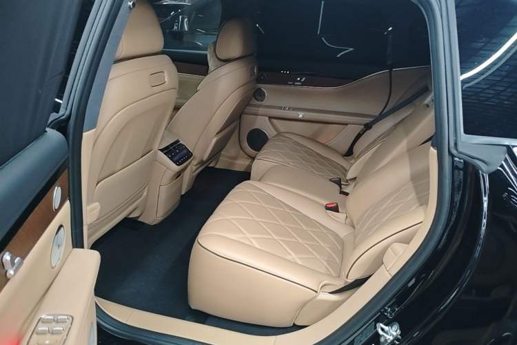 Used Hima Stelato S9 2025 Extended-Range Max Left Rear Seat