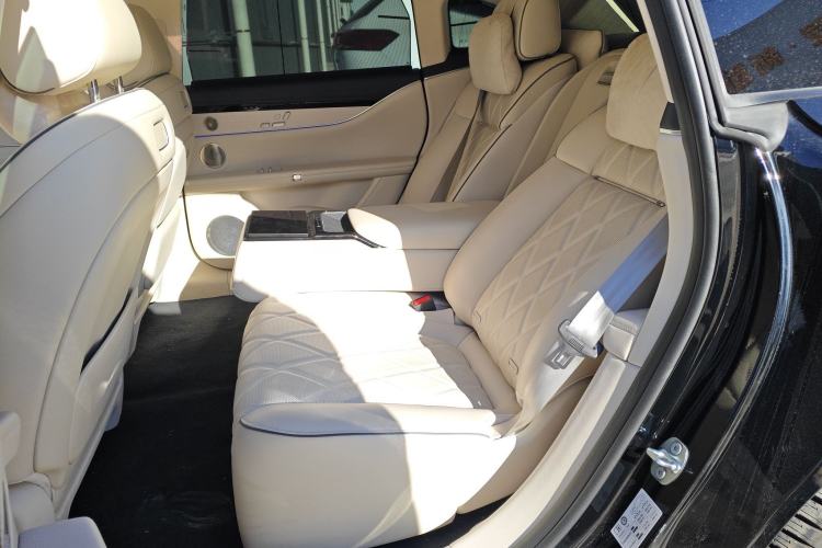 Used Hima Stelato S9 2025 Extended-Range Ultra Left Rear Seat