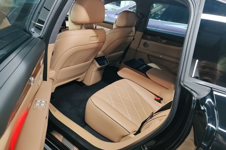 Used Hima Stelato S9 2025 Extended-Range Ultra Left Rear Seat