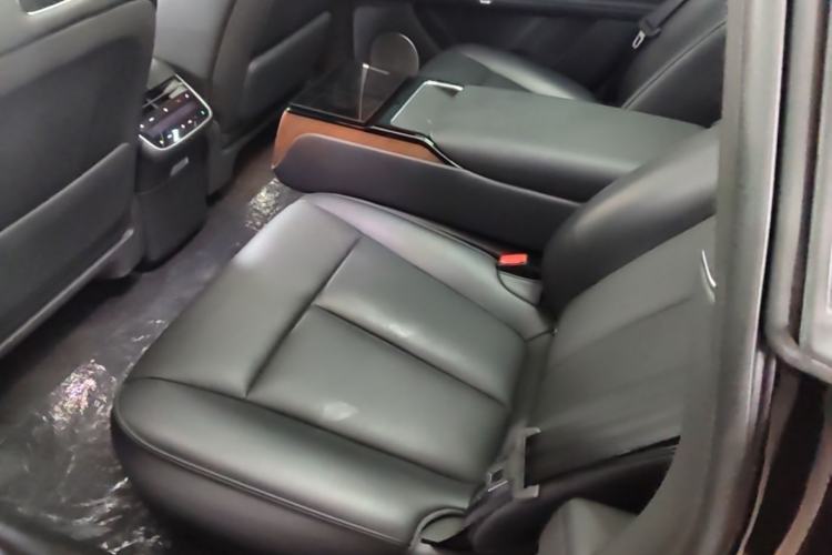 Used Hima Stelato S9 2025 Extended-Range Ultra Left Rear Seat