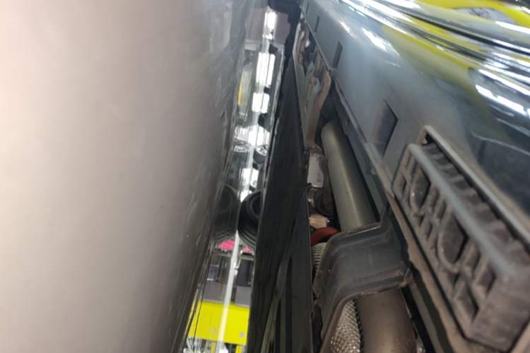 Used Hima Stelato S9 2025 Extended-Range Ultra Left Side Sill
