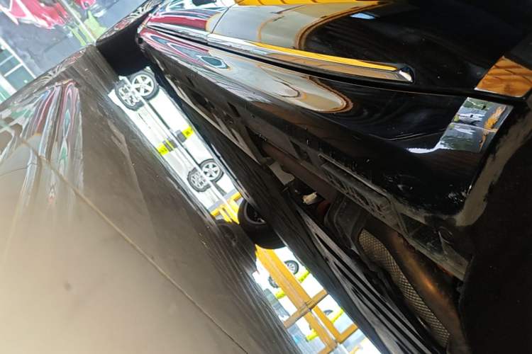 Used Hima Stelato S9 2025 Extended-Range Ultra Left Side Sill