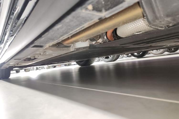 Used Hima Stelato S9 2025 Extended-Range Ultra Left Side Sill
