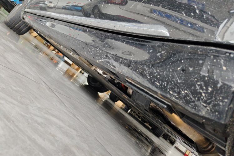 Used Hima Stelato S9 2025 Extended-Range Max Left Side Sill