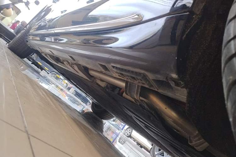 Used Hima Stelato S9 2025 Extended-Range Ultra Left Side Sill