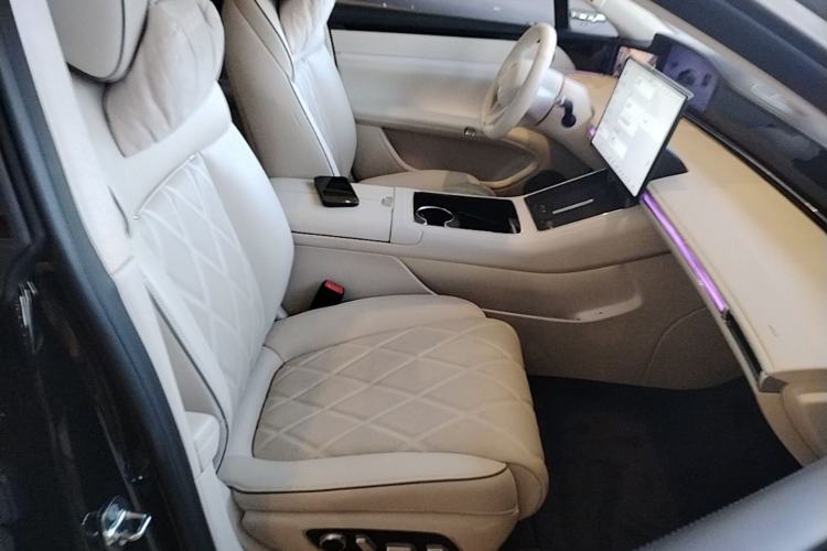 Used Hima Stelato S9 2025 Extended-Range Ultra Right Front Seat