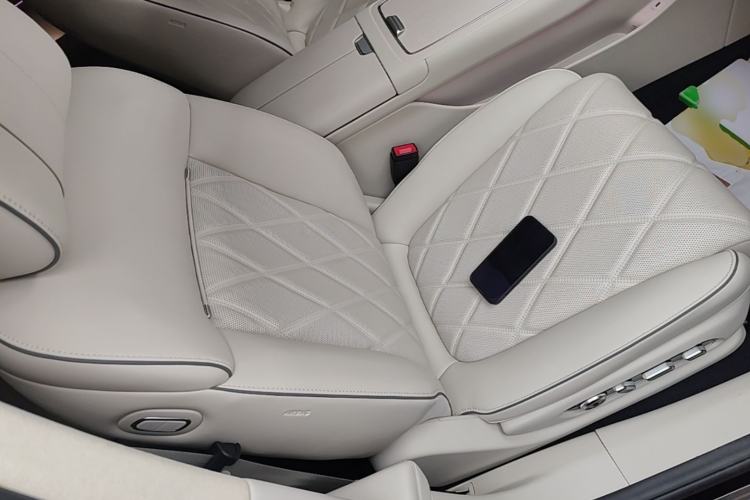 Used Hima Stelato S9 2025 Extended-Range Ultra Right Front Seat
