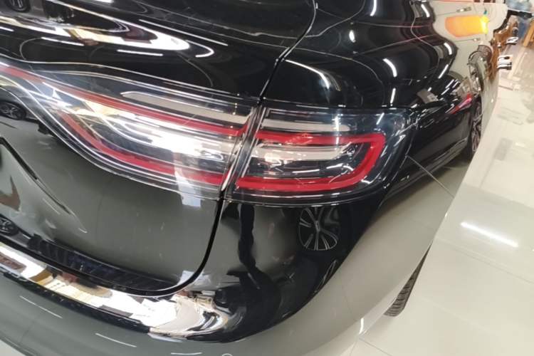 Used Hima Stelato S9 2025 Extended-Range Ultra Right Rear Taillight